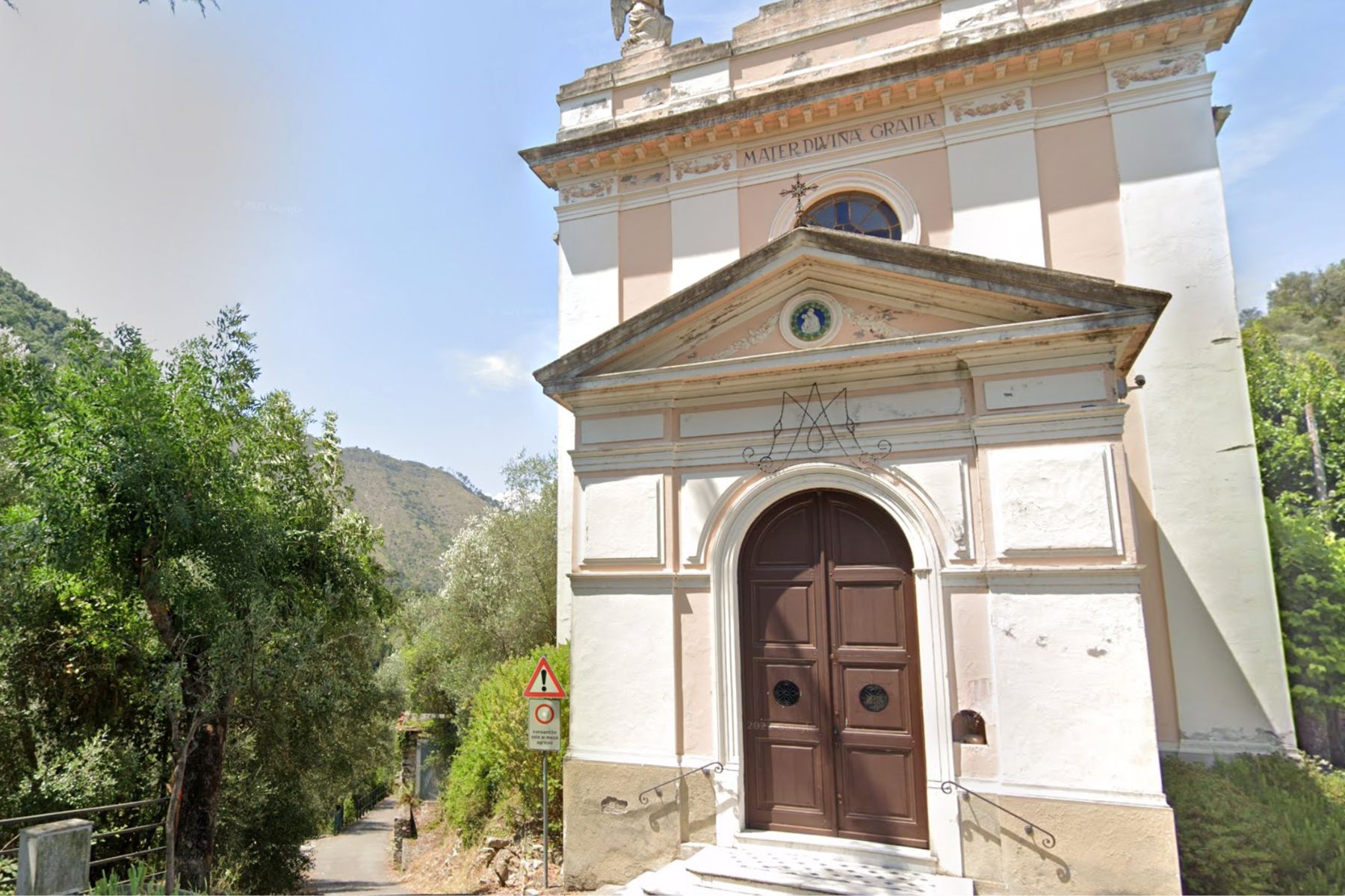 Zum Santuario Madonna delle Grazie