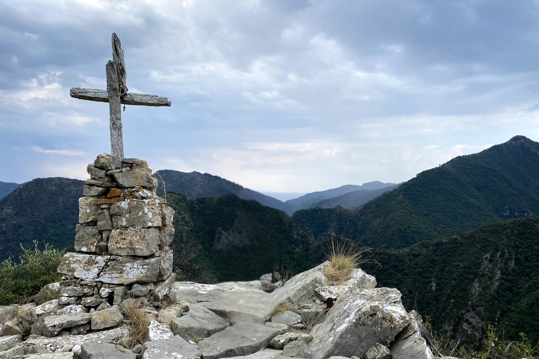 Wandern in den ligurischen Alpen